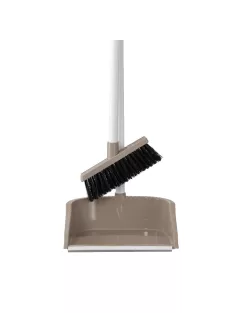 Szemetes lapát műanyag álló + partvis UP755